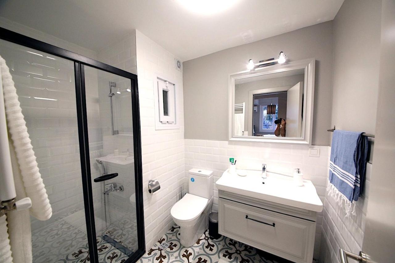 Apartament Superior Refurbished Flat In The Heart Of Stambuł Zewnętrze zdjęcie